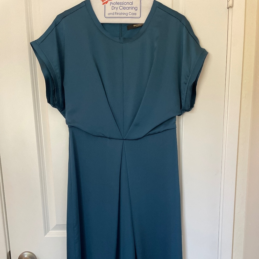 ROEYSHOUSE New Elegant Blue Short Sleeve Midi Dress Size M
